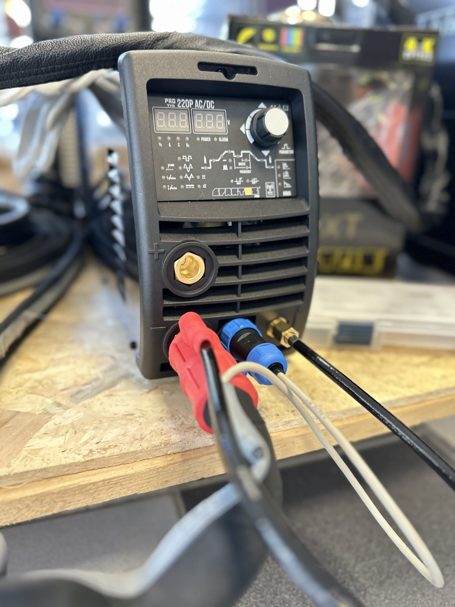 Spawarka TIG 220P AC/DC Spartus