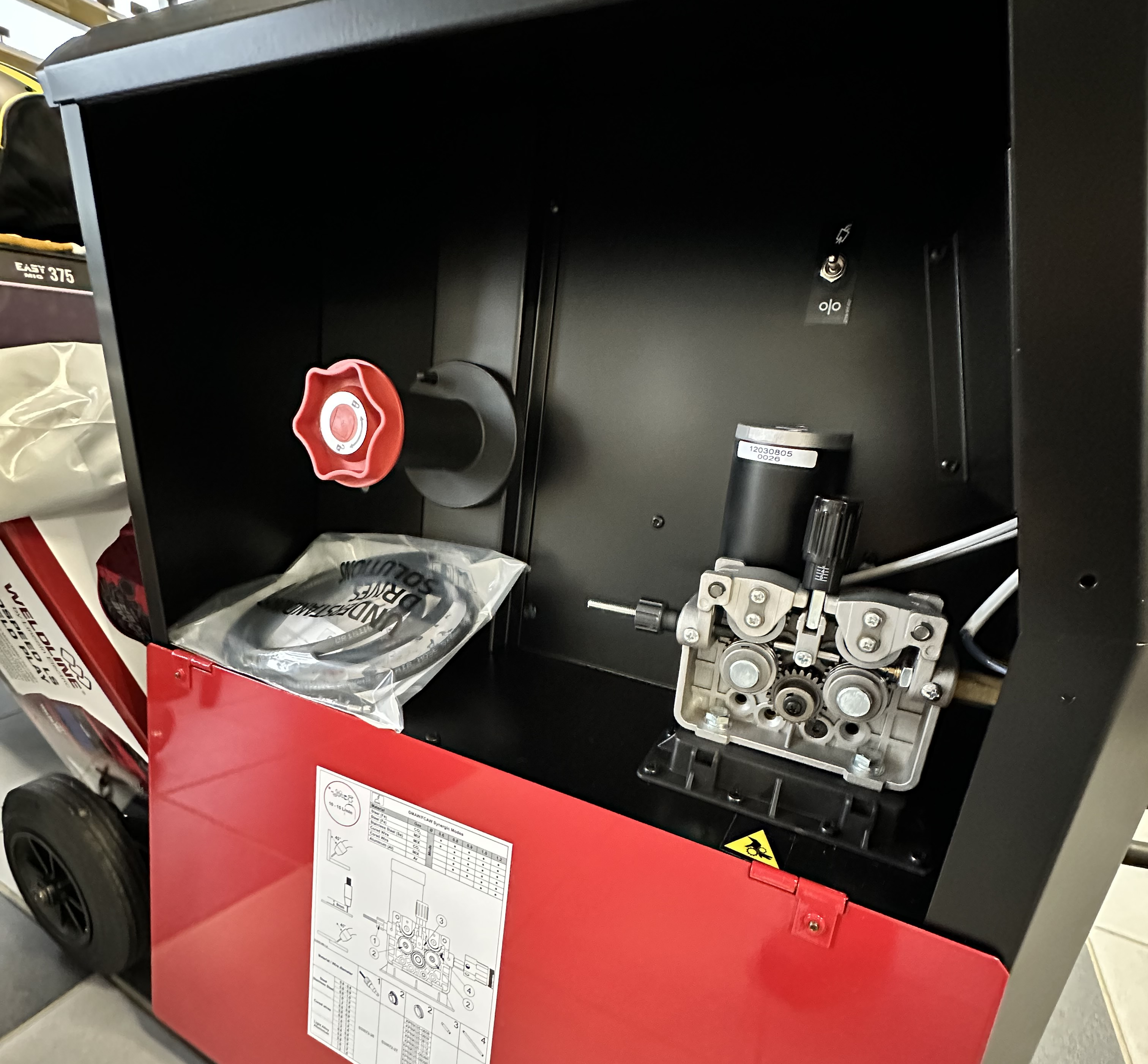 Podajnik 4-rolkowy do spawarki Lincoln Quickmig 300